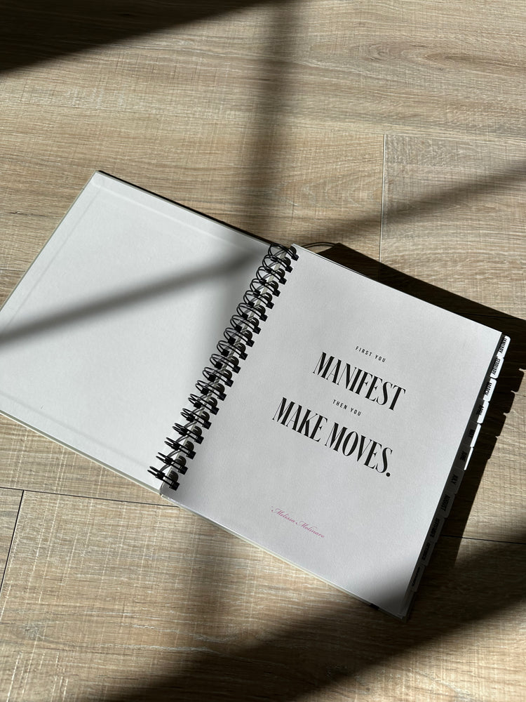 MAKE MOVES Planner 2023